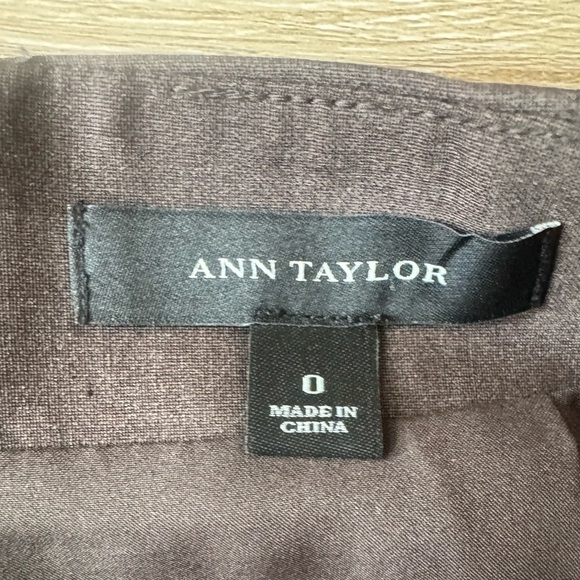 Ann Taylor Pencil Skirt Brown SZ 0 - Picture 5 of 6